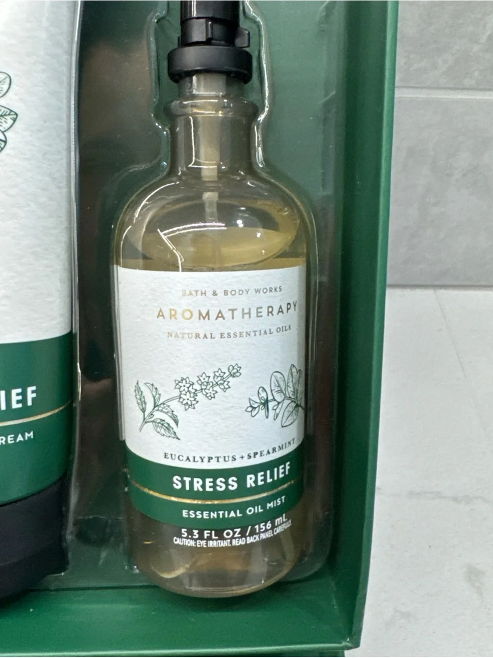 Bath & Body wks Aromatherapy Stress Relief Eucalyptus Spearmint Bath & Body Set